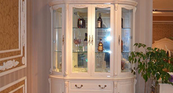 雄大開(kāi)關(guān)